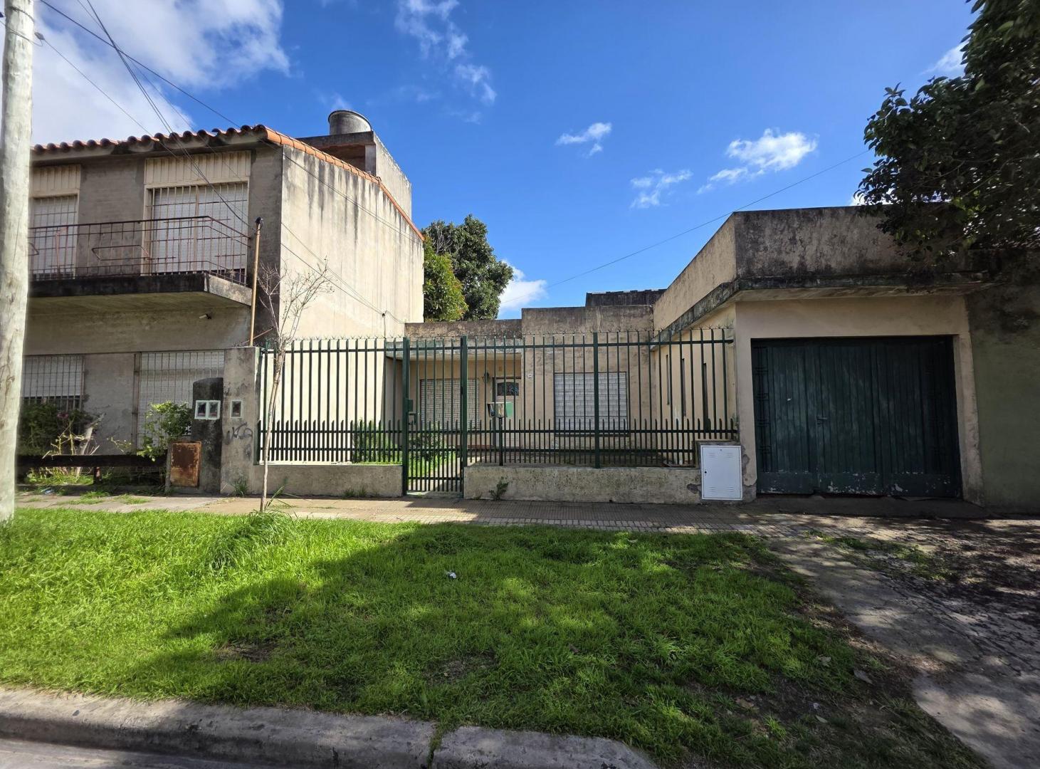 Foto de VENTA Casa 3 Ambientes con Quincho y Terraza, imagen 1