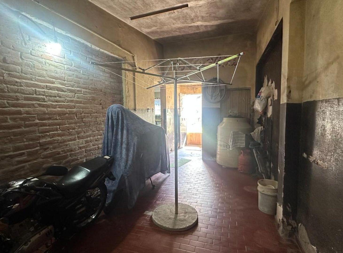 Foto de CASA 6 AMBIENTES EN WILLIAM MORRIS, imagen 4