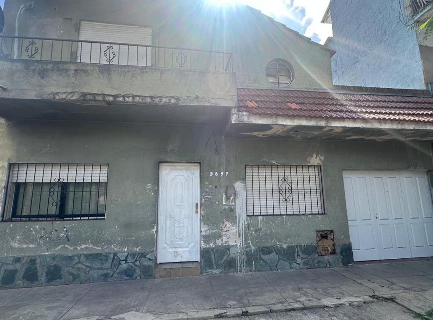 Foto de CASA 6 AMBIENTES EN WILLIAM MORRIS, imagen 3