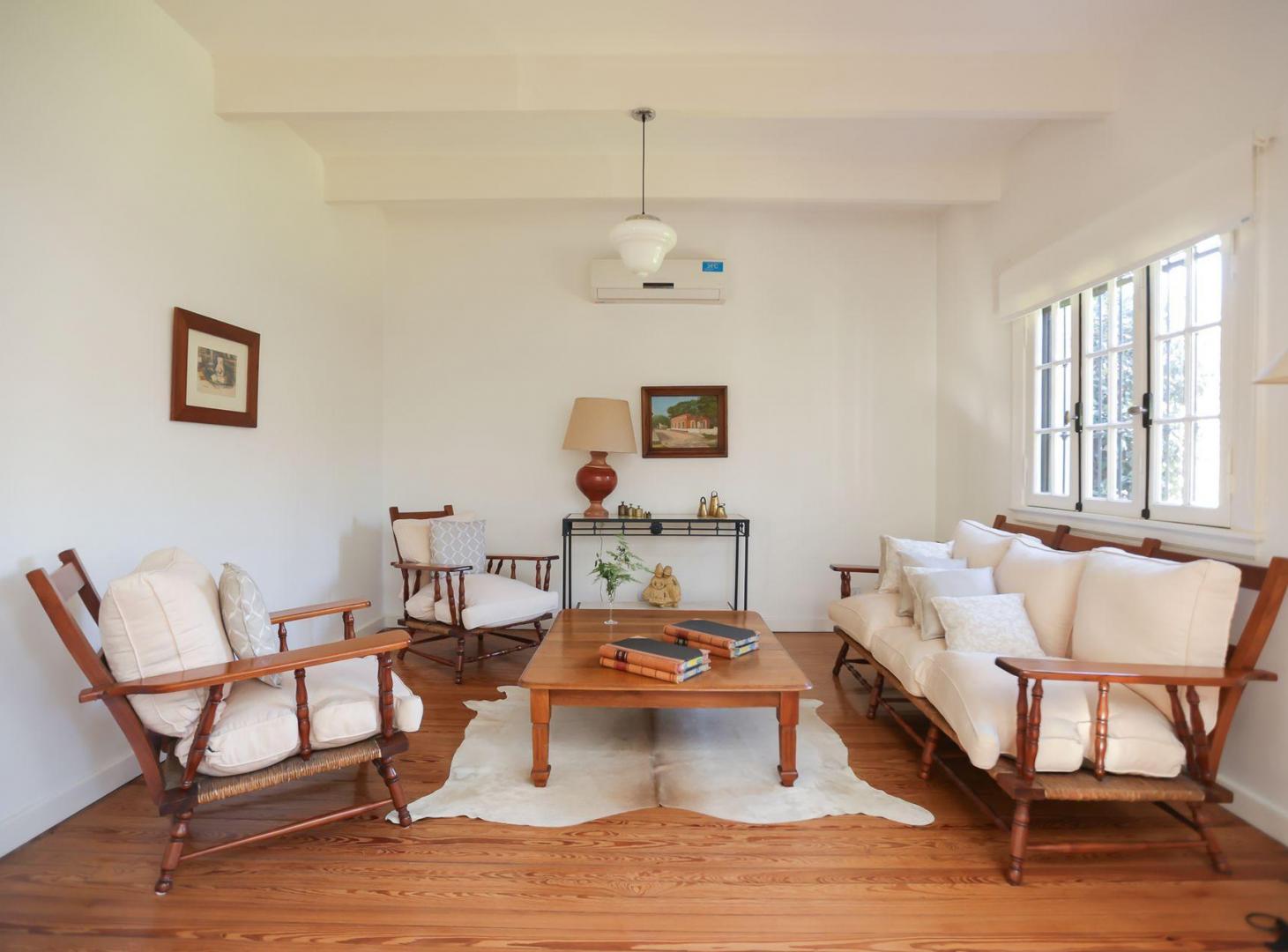 Foto de VENTA CASA 6 AMB - BARRIO INGLES - HURLINGHAM, imagen 2