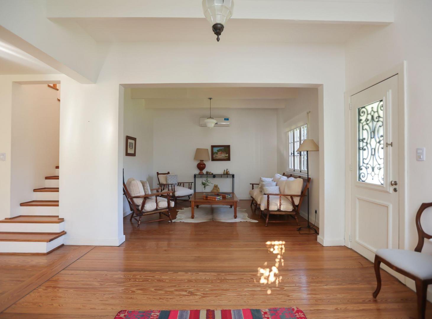 Foto de VENTA CASA 6 AMB - BARRIO INGLES - HURLINGHAM, imagen 1