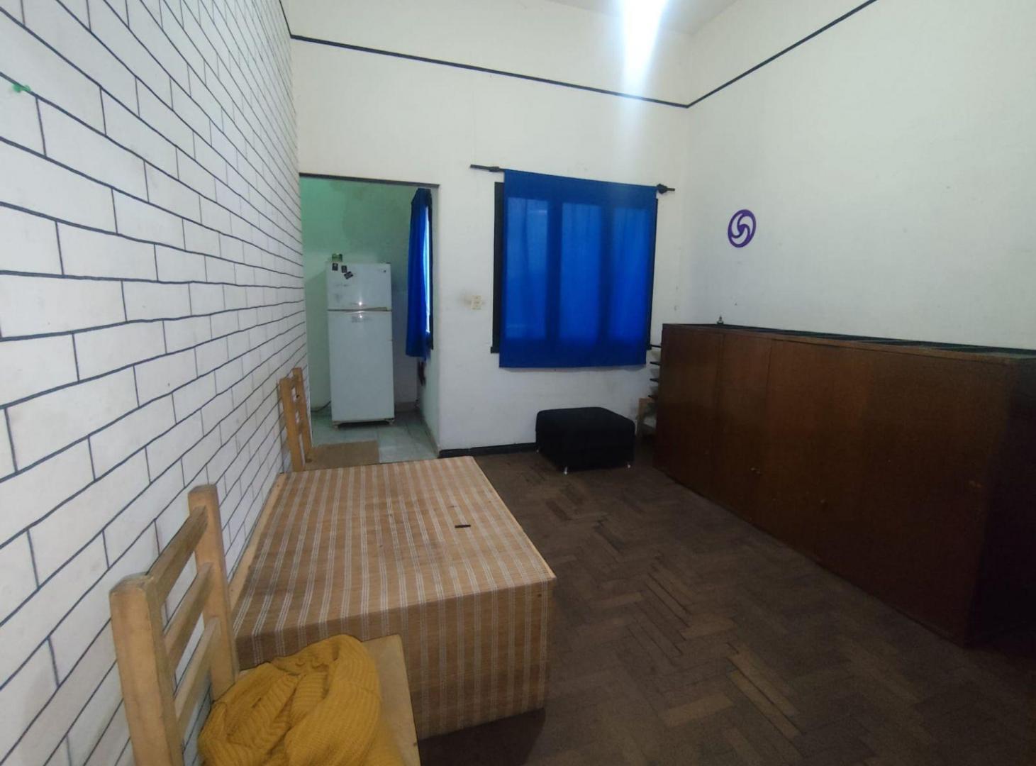 Foto de VENTA PH / DPTO CON PATIO PB 2 AMB ALMAGRO CABA, imagen 2