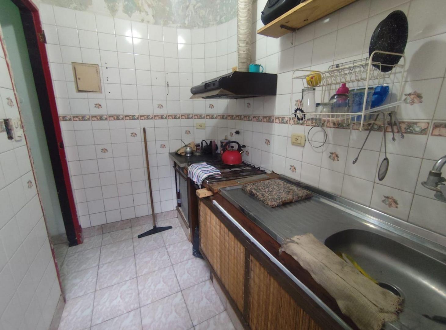 Foto de VENTA PH / DPTO CON PATIO PB 2 AMB ALMAGRO CABA, imagen 3