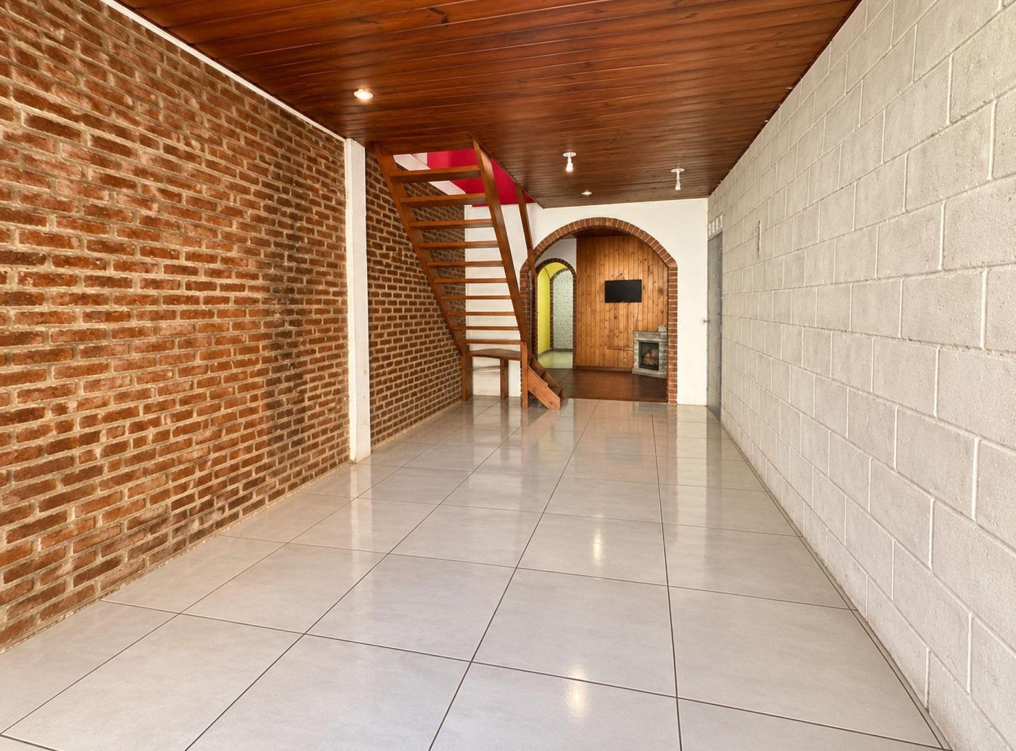 Foto de PH 3 AMB. TIPO CASA EN ALQUILER EN VILLA TESEI, imagen 2