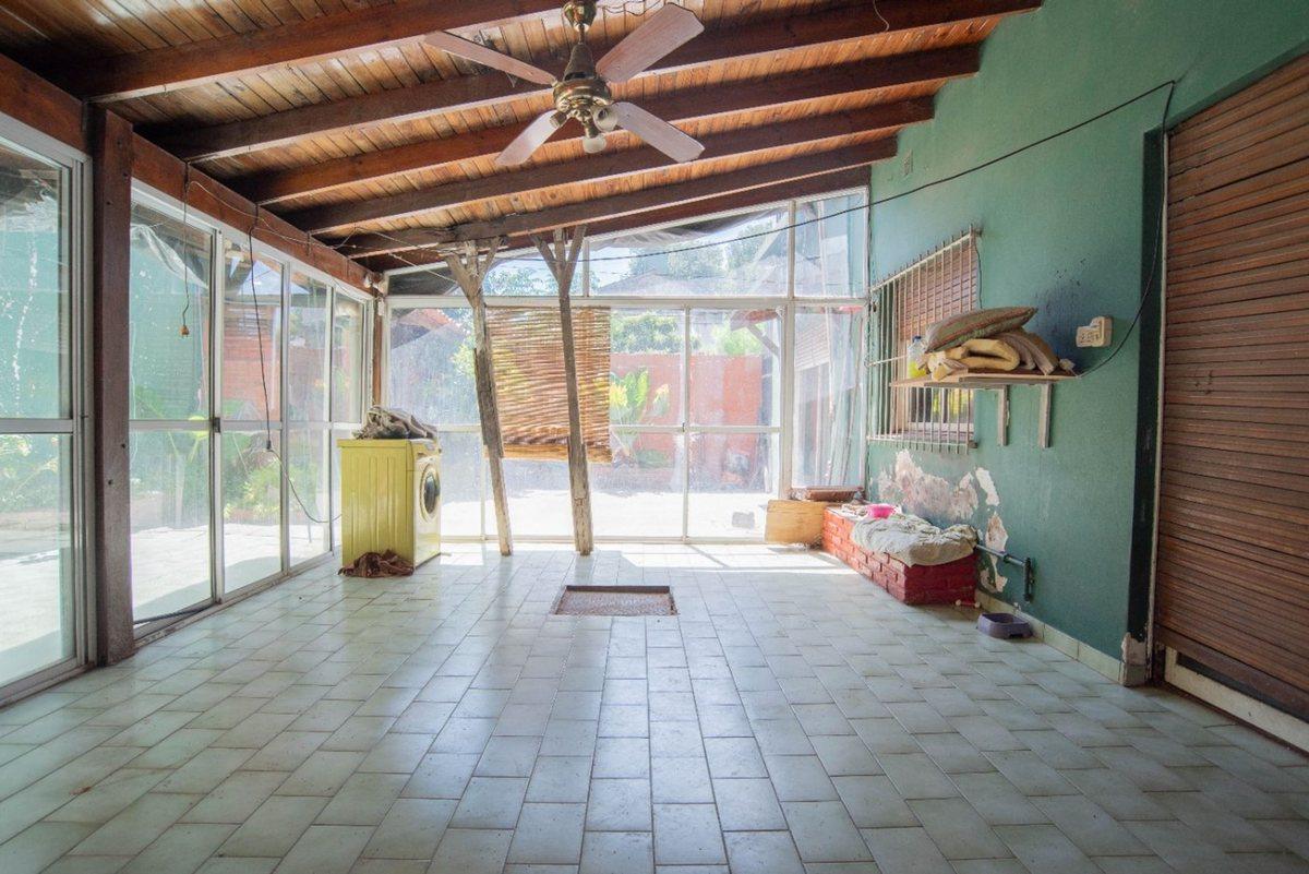 Foto de VENTA CASA 6 AMBIENTES HURLINGHAM CRÉDITO PERMUTA, imagen 2