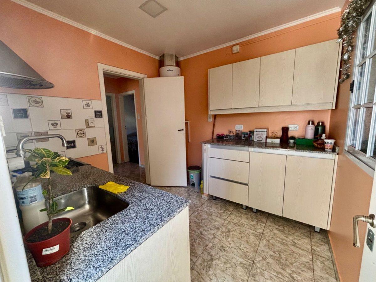 Foto de Venta Casa Multifamiliar Morón Cochera, imagen 5