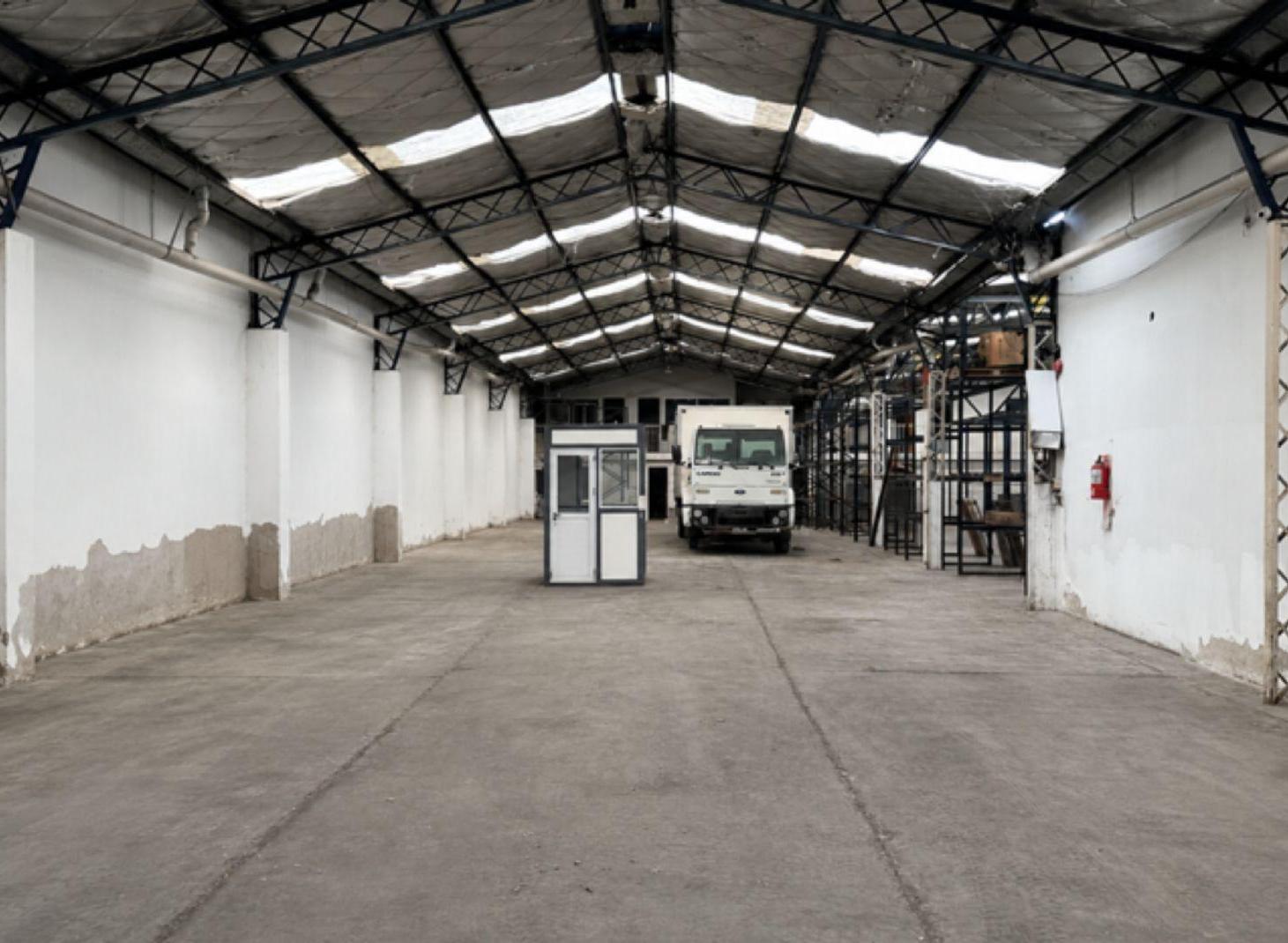 Foto de VENTA deposito 1400 m², av Pedro Diaz hurlingham, imagen 2