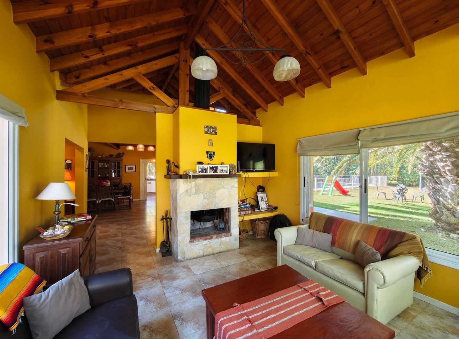 Foto de CASA-CLUB EL OMBÚ–GRAN PARQUE-DOBLE LOTE-PILETA, imagen 5
