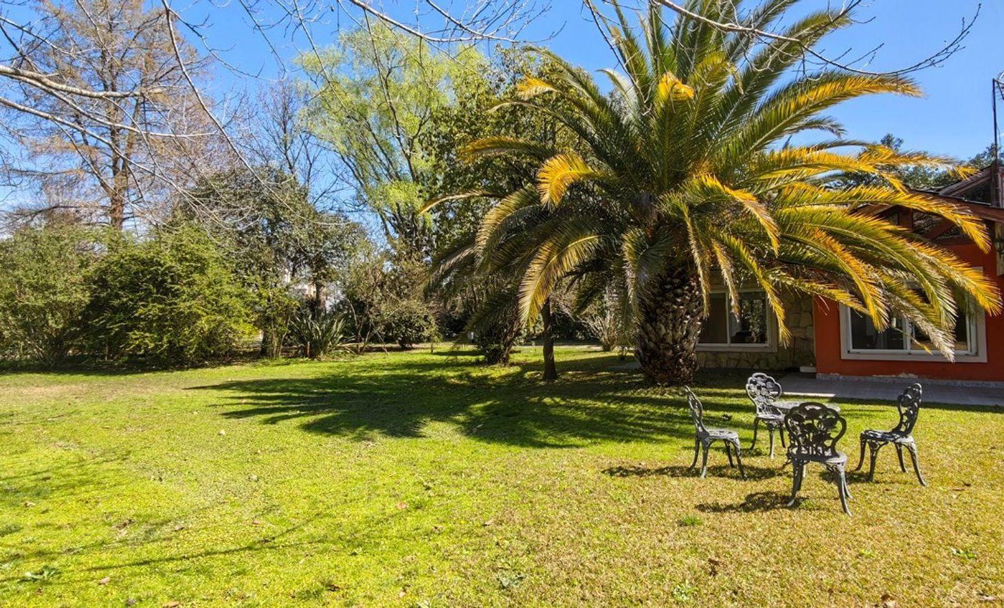 Foto de CASA-CLUB EL OMBÚ–GRAN PARQUE-DOBLE LOTE-PILETA, imagen 4