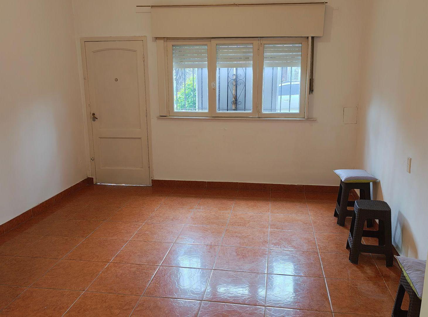 Foto de VENTA PH 2 AMBIENTES C/TERRAZA CENTRO VILLA TESEI, imagen 3