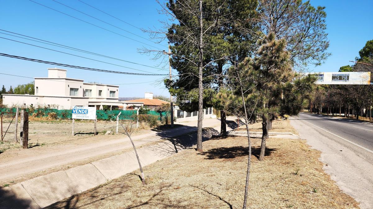 Juana koslay, terreno 8000mts2, ubicación preferencial exclusiva