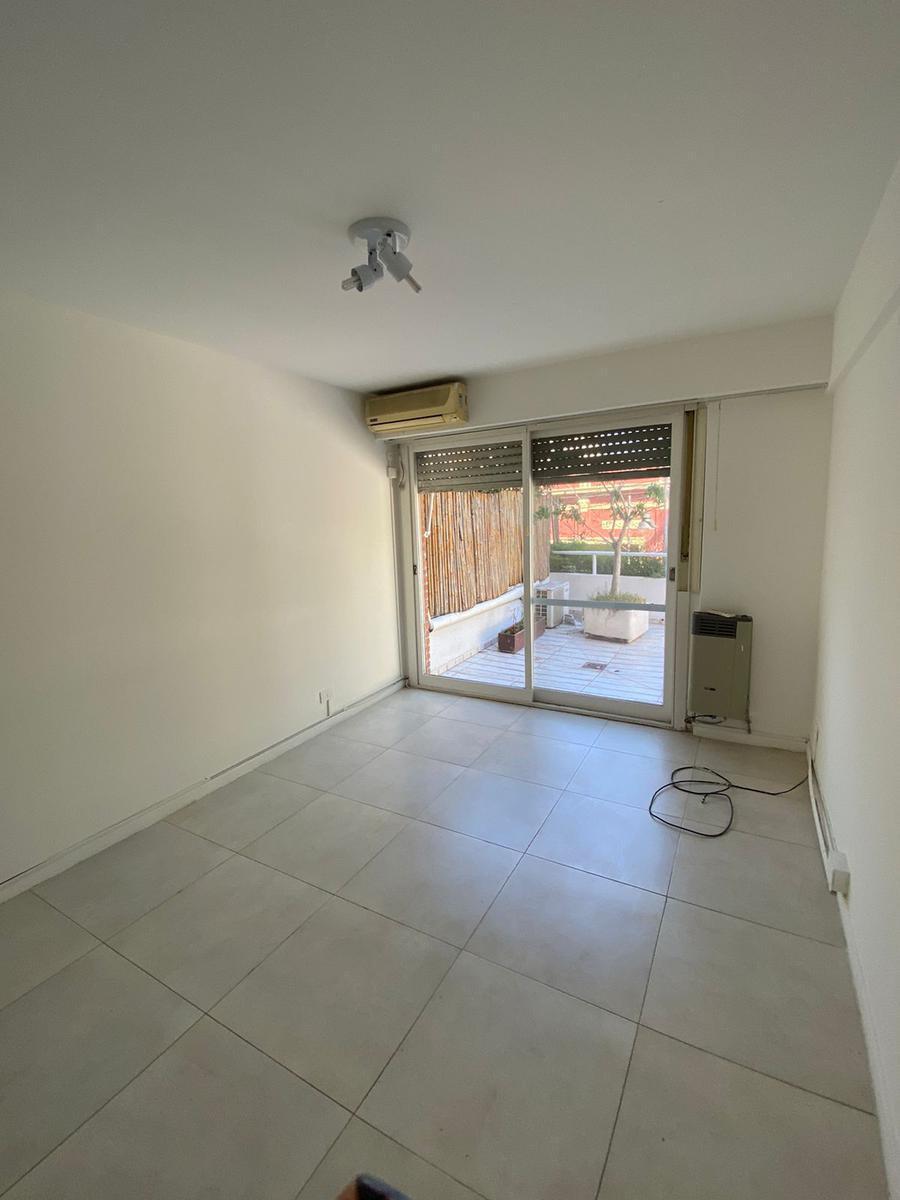 Departamento con gran terraza en San Isidro