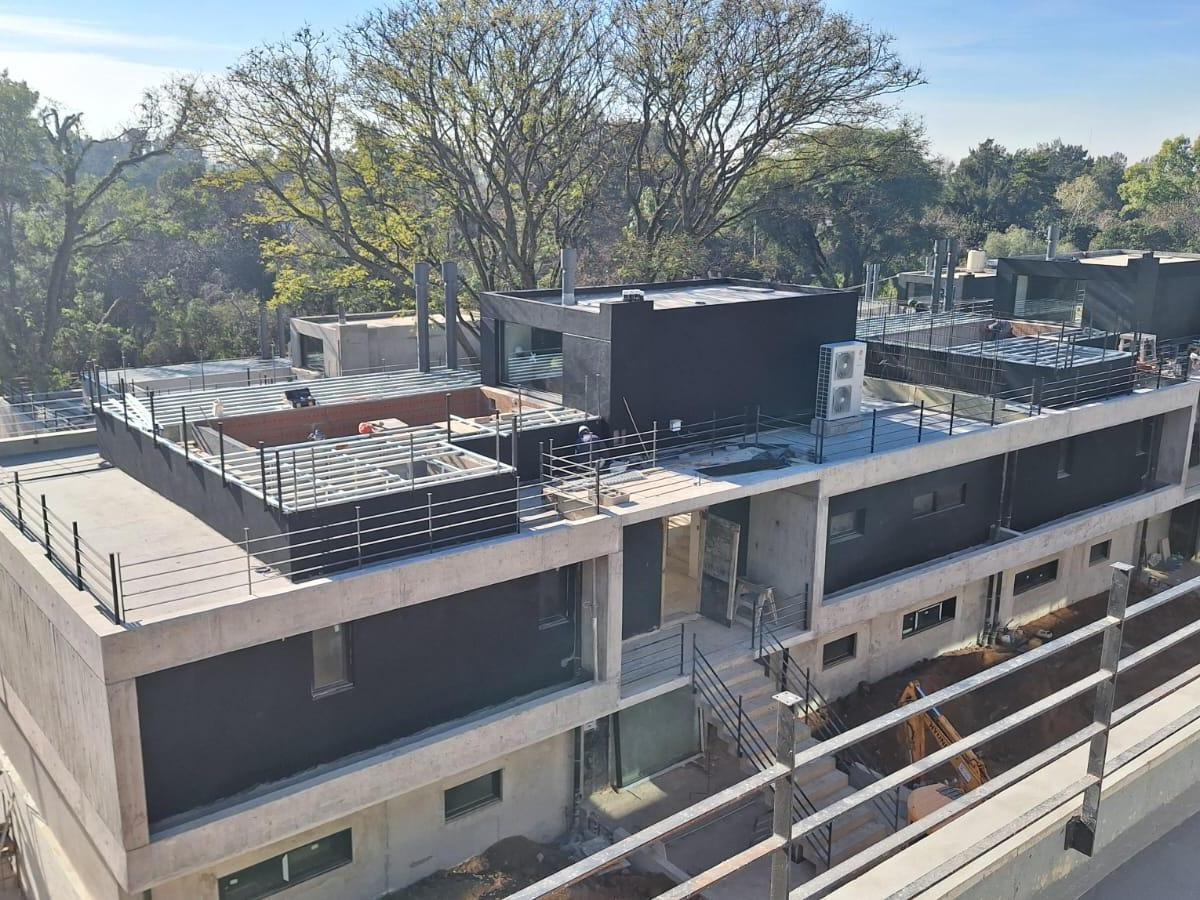 Triplex Anima Domi, Arias 3200 - Punta Chica 1