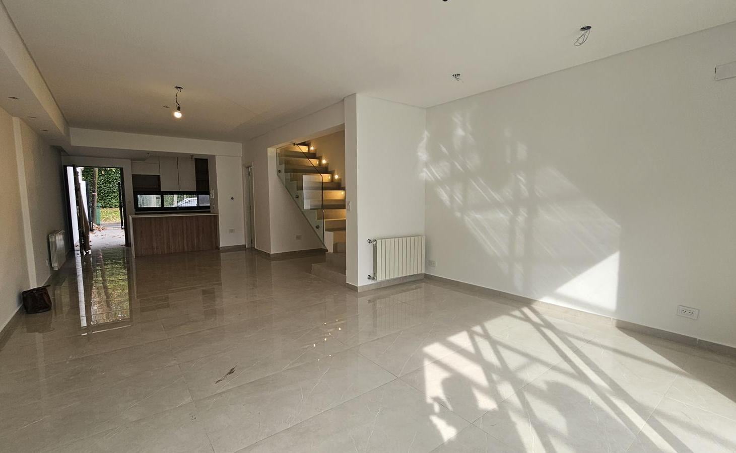 Lindísmo duplex a estrenar en excelente zona