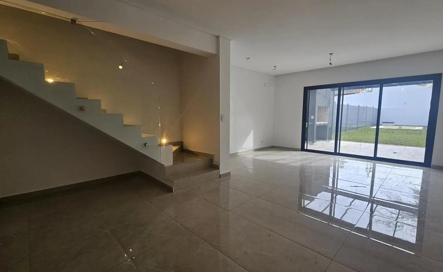 Lindísmo duplex a estrenar en excelente zona 4