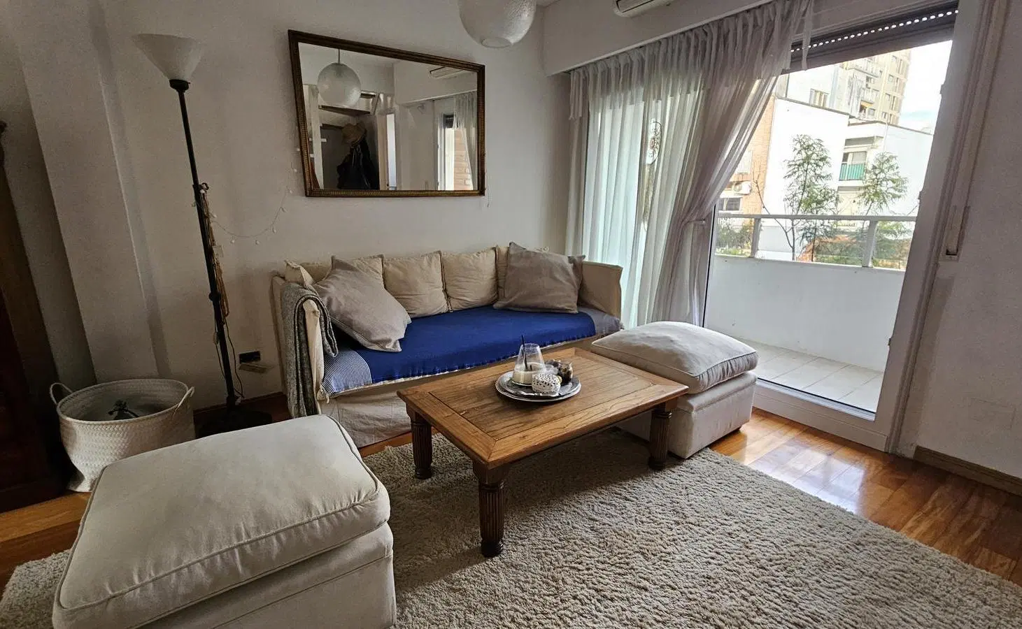 Departamento en Mart.-Vias/Santa Fe 4