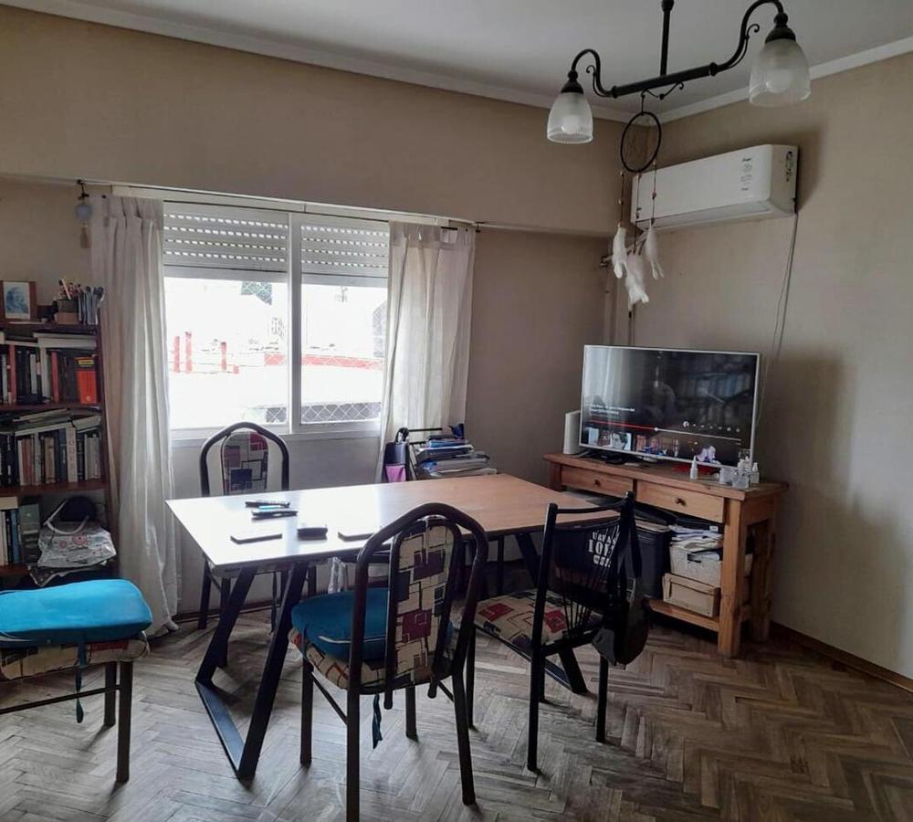 Chile 90. Venta departamento. Villa Sarmiento