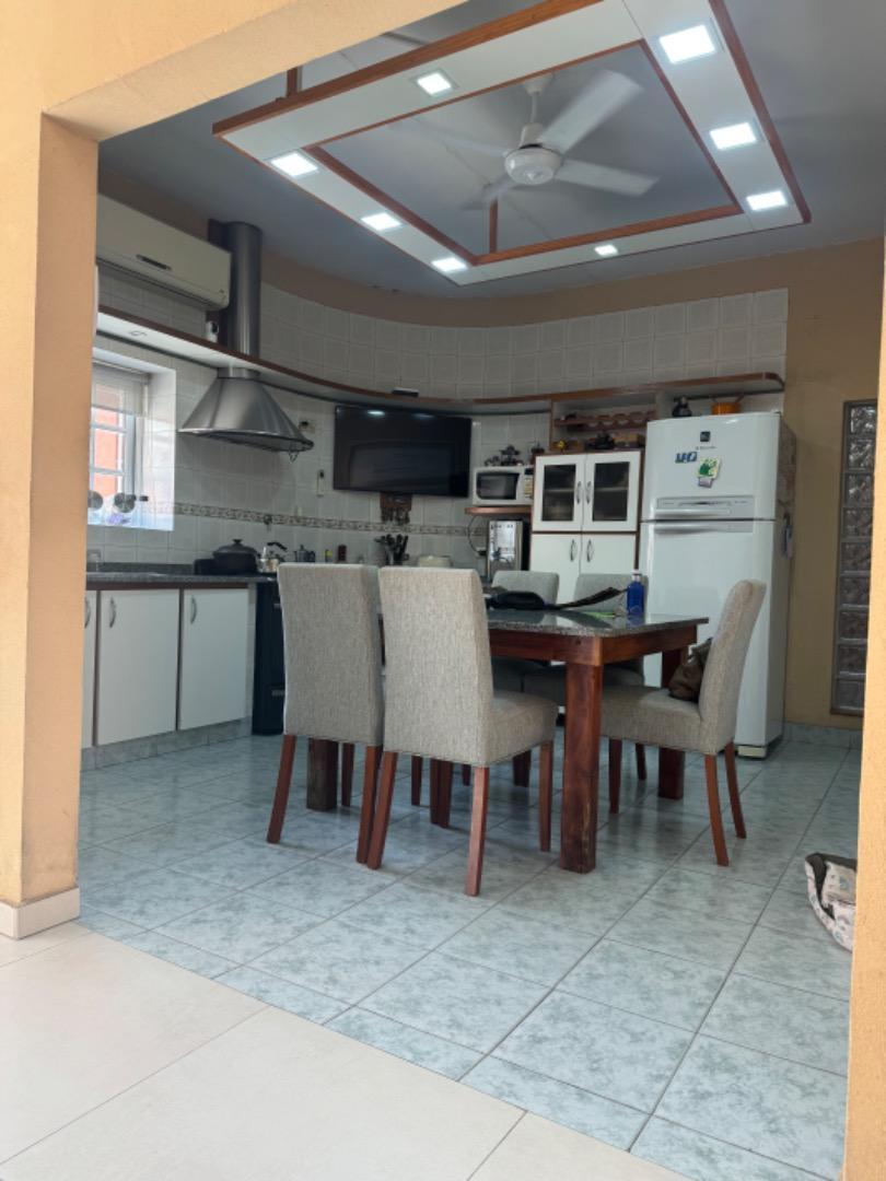 Malaver 1000. Venta Casa. Haedo 3