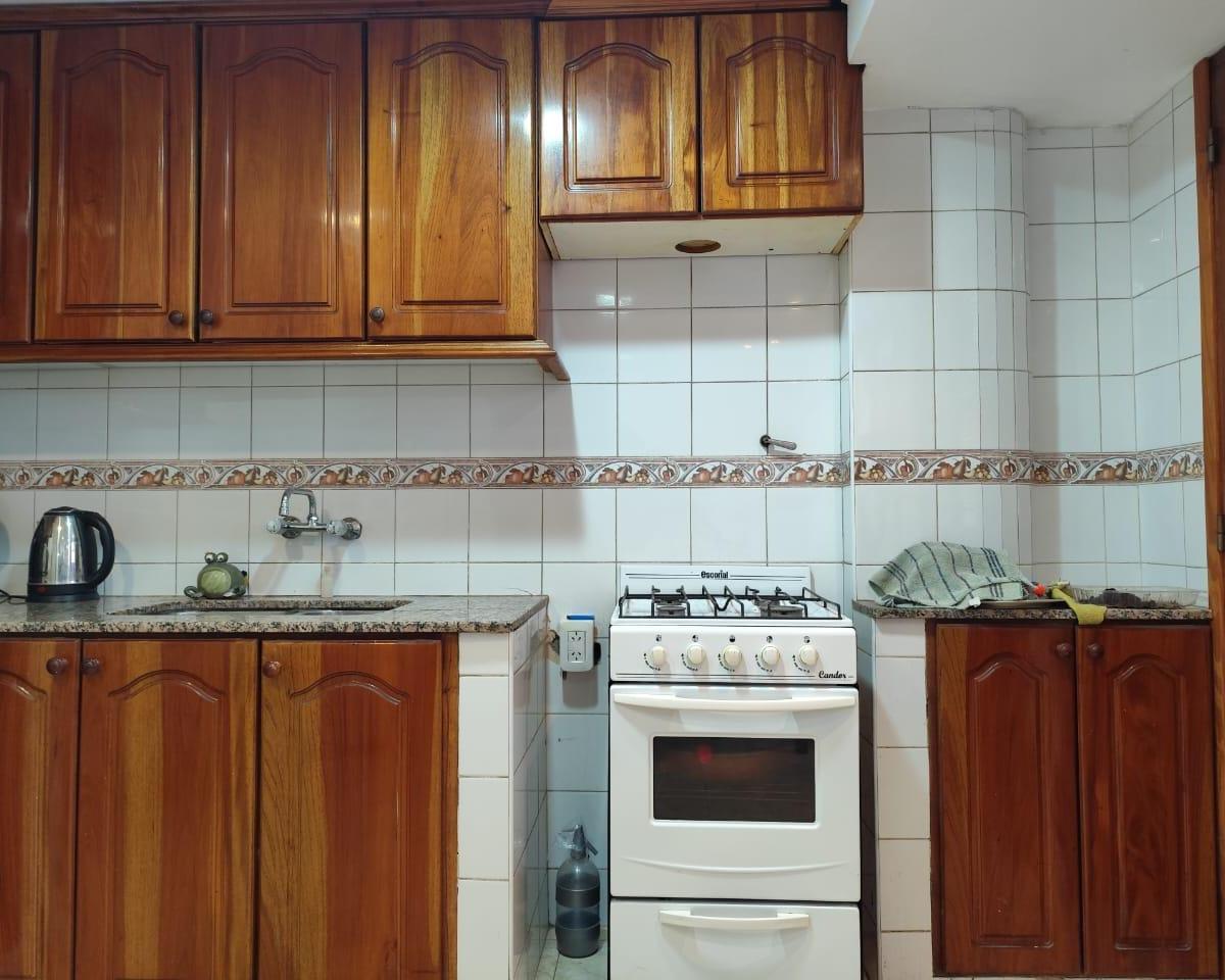 Duplex en Venta a m. de Av San Martin Mendoza. 3