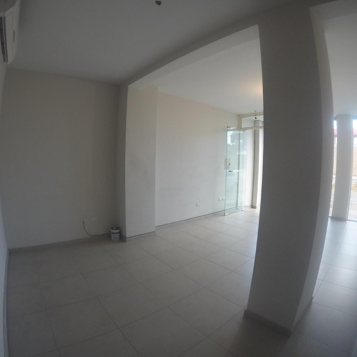 Locales Comerciales Frontales en Venta - 34 m² - Las Heras - Mendoza 1