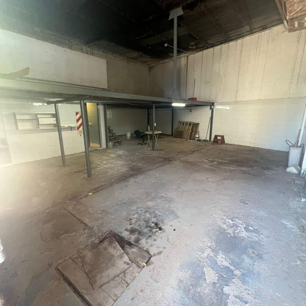 Galpon en Venta - 100 m² - Adyacente Feria Guaymallen - Mendoza 1