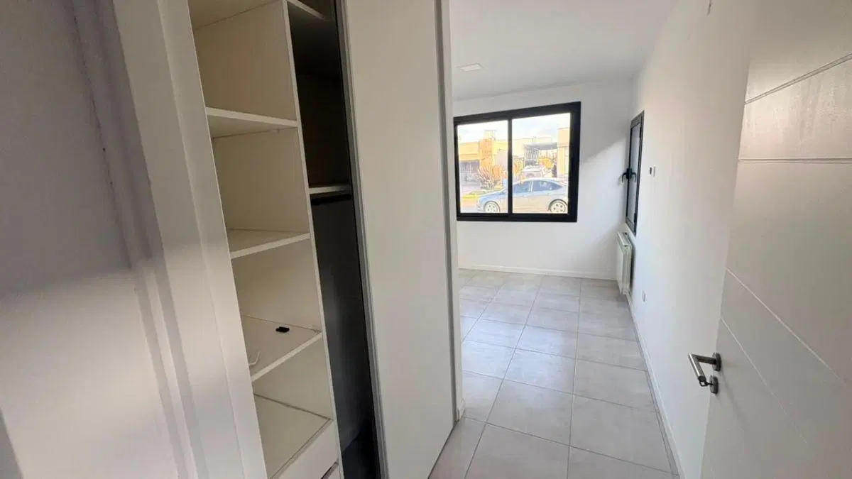 CASA EN ALQUILER - LAR DE VIEYTES 2 - 3 HAB + 3 BAÑOS- MAIPU 3