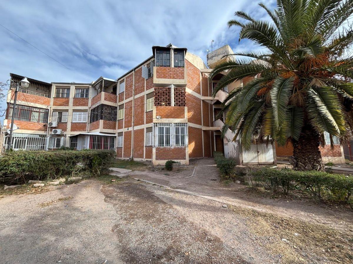Foto de DEPTO APTO CREDITO 3 HAB. + 1 BAÑO + COCINA + LIVING COMEDOR LAS HERAS, imagen 5