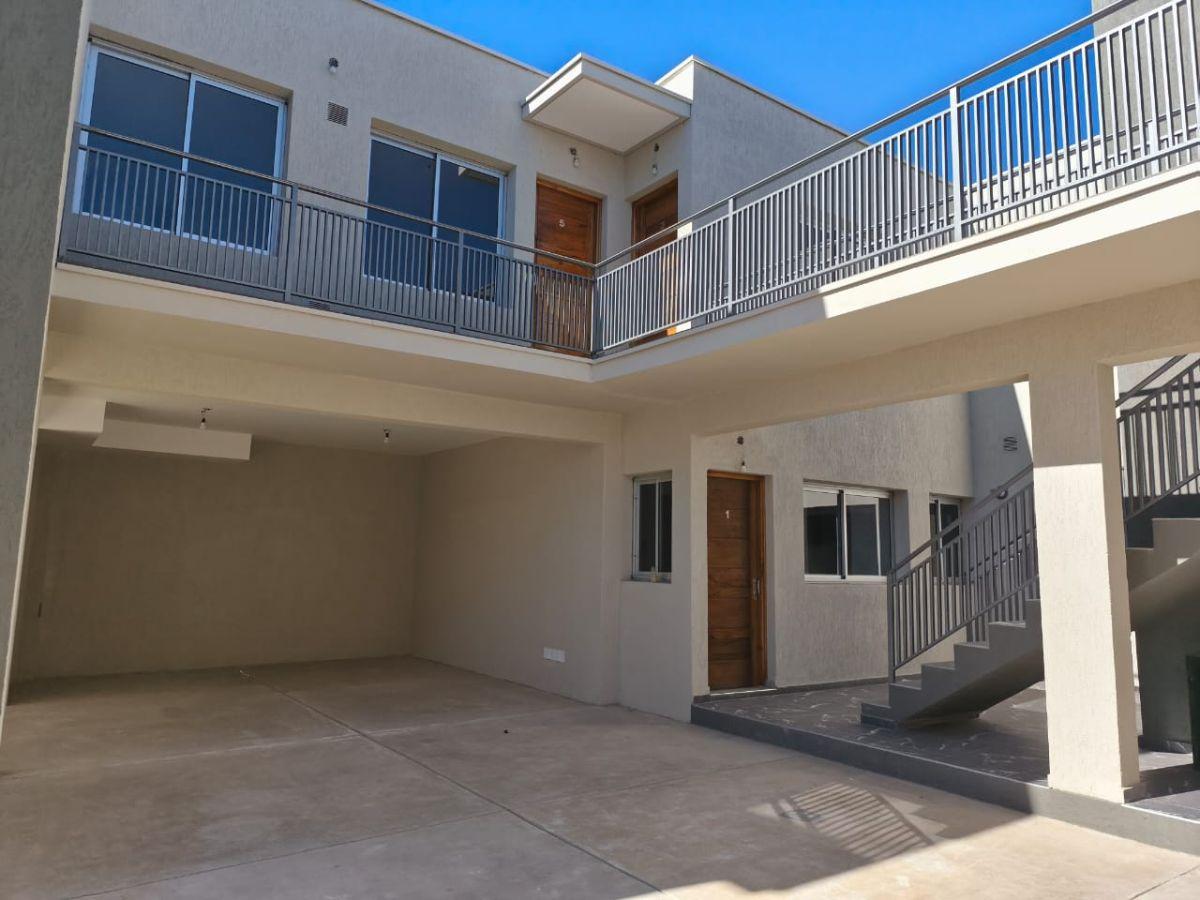 ALQUILER DEPARTAMENTO CARRODILLA LUJAN DE CUYO 2HAB.+ 1 BAÑO + PATIO + COCHERA