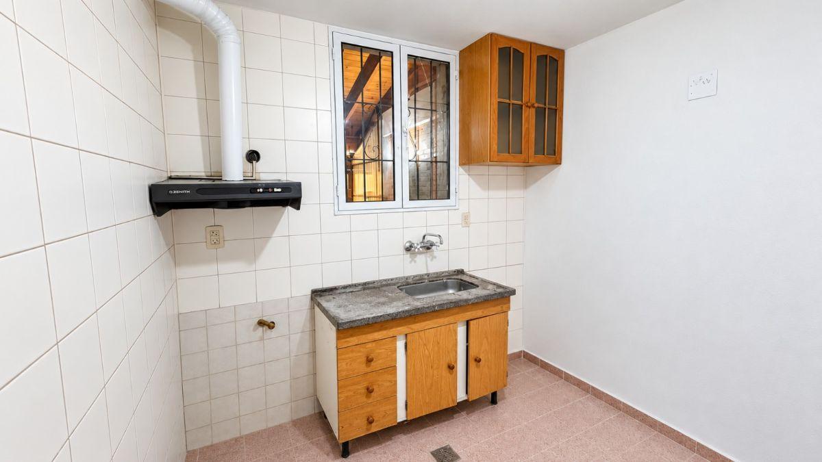 Foto de CASA TIPO DUPLEX | 5 HAB +2 BAÑOS+ COCHERA + PATIO | LAS CAÑAS, imagen 4