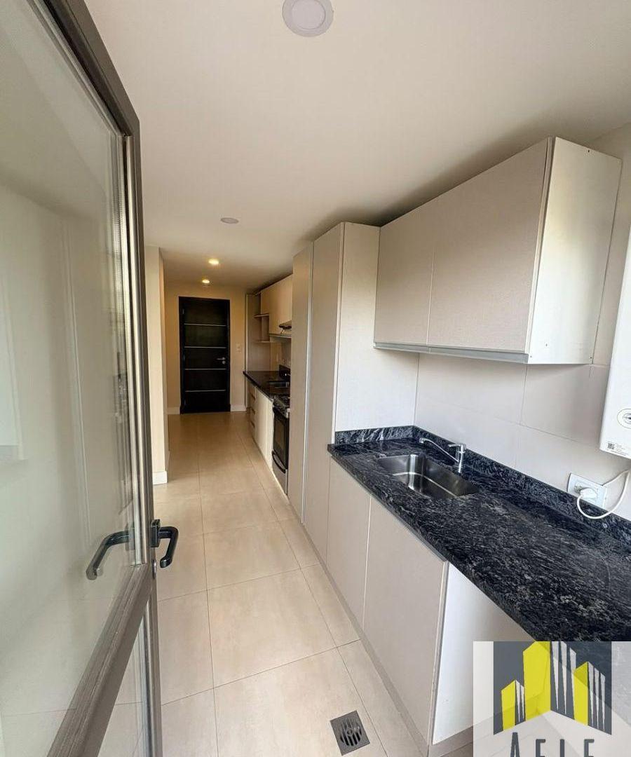 Foto de Departamento en alquiler c/ cochera doble en Godoy Cruz, imagen 4