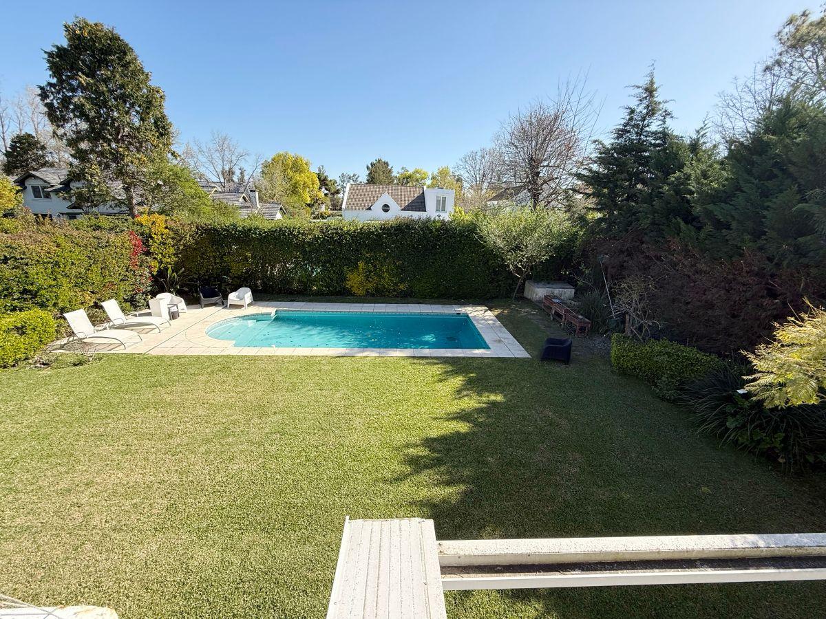 Foto de Venta casa de 6 dorm. en Pilar, Mayling Club de Campo, imagen 5