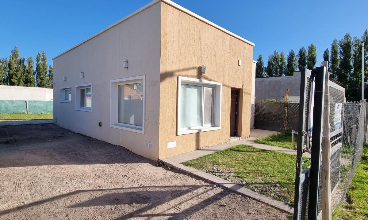 Venta Casa 2 Habitaciones - Las Lilas - Plottier 1