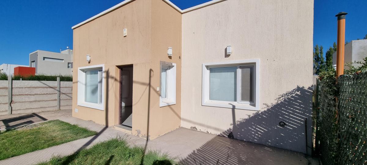 Venta Casa 2 Habitaciones - Las Lilas - Plottier 3