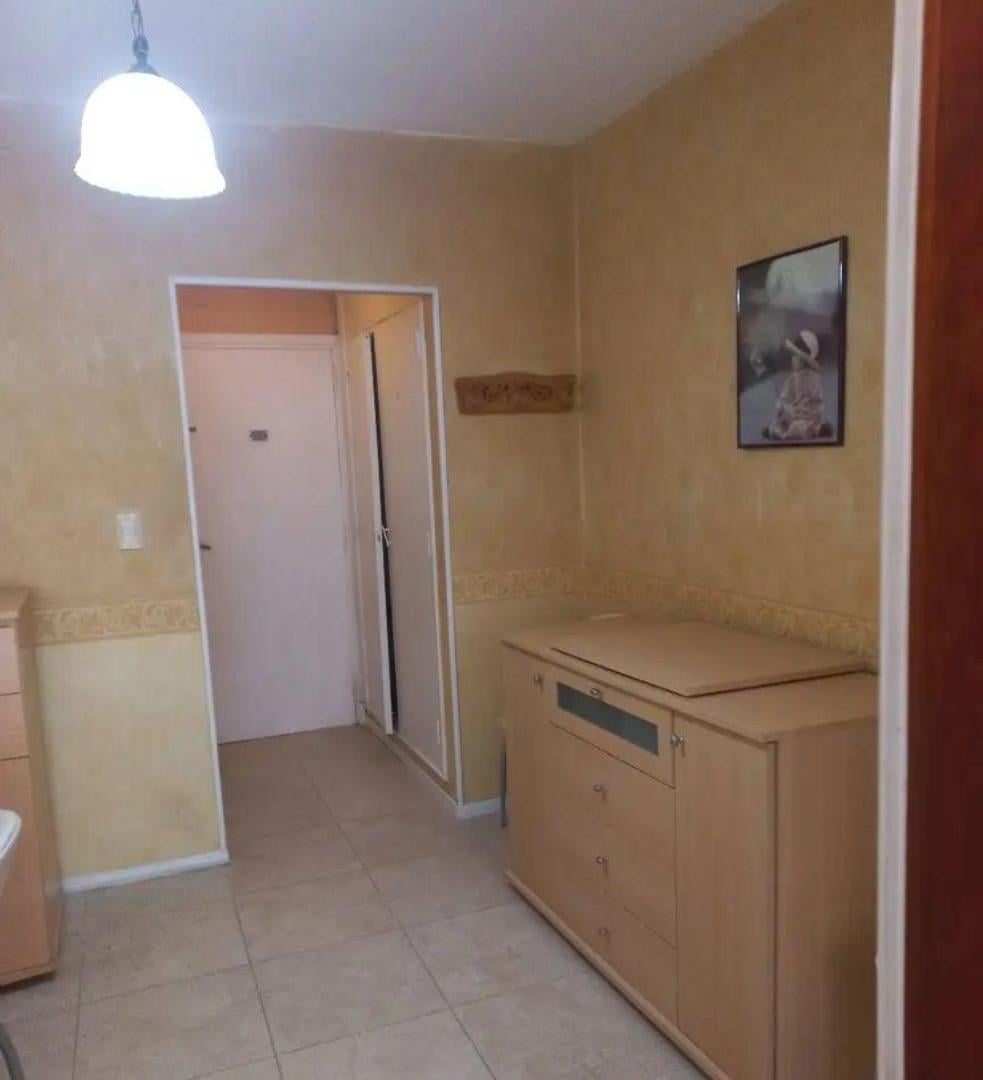 Foto de Venta Departamento 1 Ambiente y Medio Divisible con balcón a la calle, imagen 4