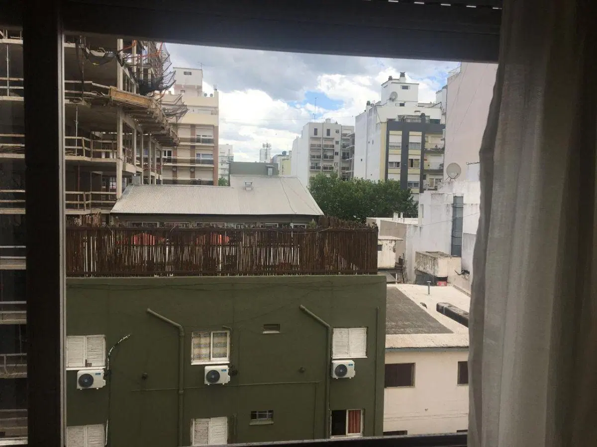 Venta Departamento monoambiente Zona Güemes 2