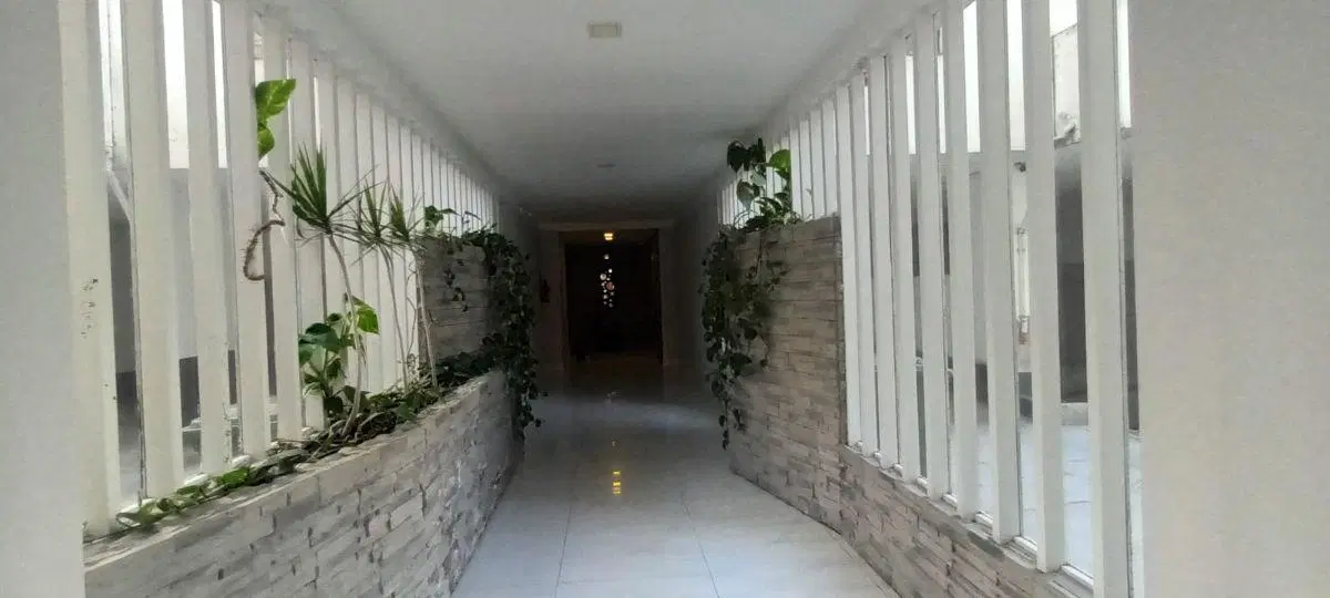 Venta Departamento con Patio Zona Güemes 3