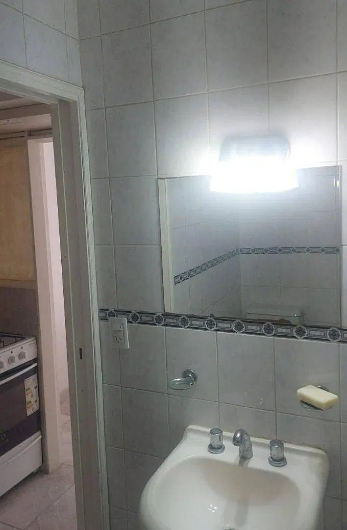 Venta Departamento 2 Ambientes Zona Plaza Colón 5
