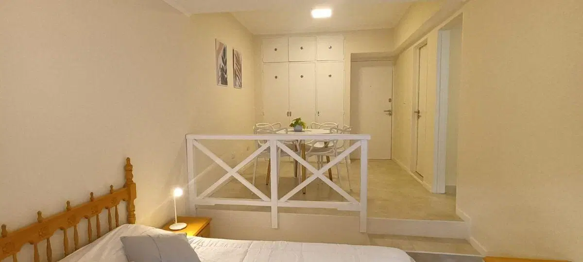 Venta Monoambiente con Patio contrafrente Zona Güemes 2