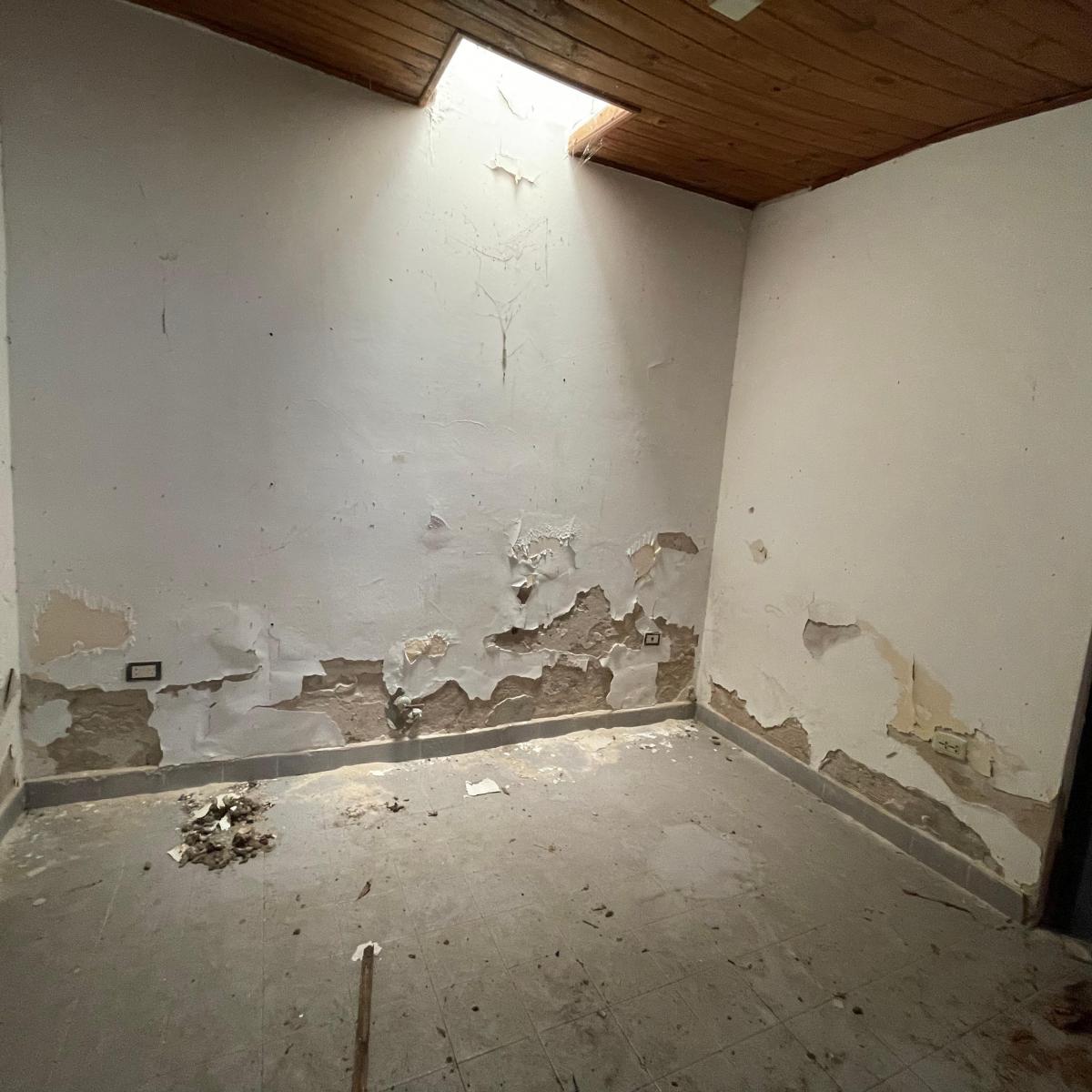 Venta. - Casa a Rafaccionar Para Interesante Proyecto - Villa Urquiza. 2