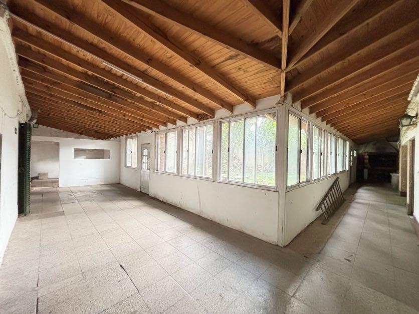 Casa en Venta Estilo Normanda. Doble Frente 17.32 X 31.93 - Sup Total 553 m² 2