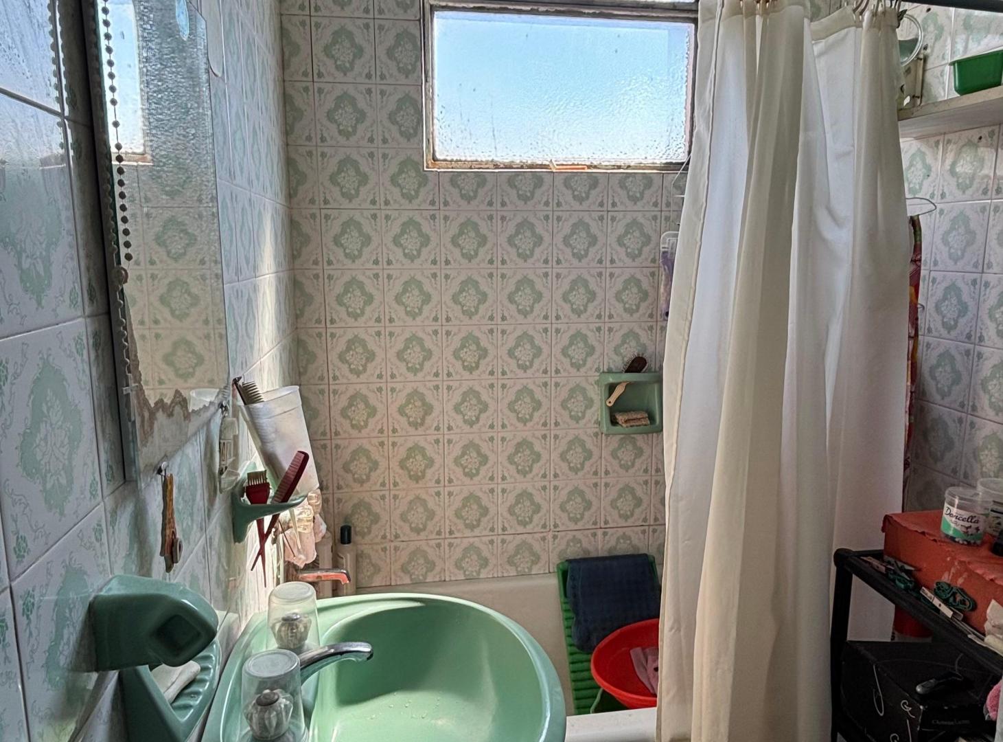 Foto de PH 2 AMBIENTES CON PATIO Y GRAN TERRAZA – SIN EXPENSAS – VILLA, imagen 5