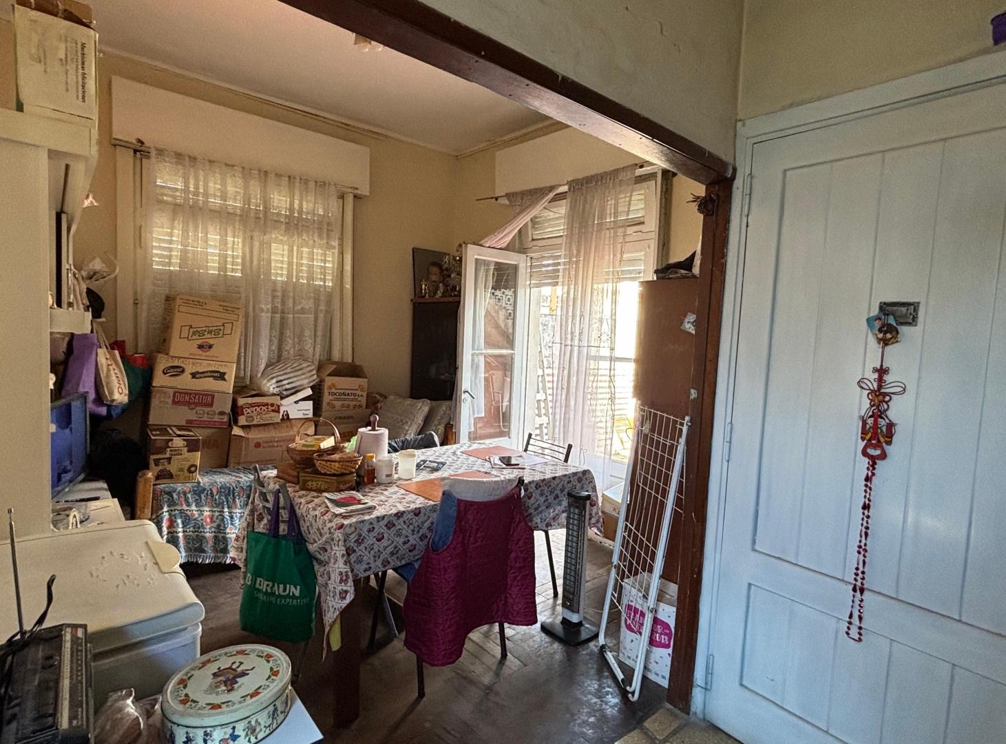 Foto de PH 2 AMBIENTES CON PATIO Y GRAN TERRAZA – SIN EXPENSAS – VILLA, imagen 2