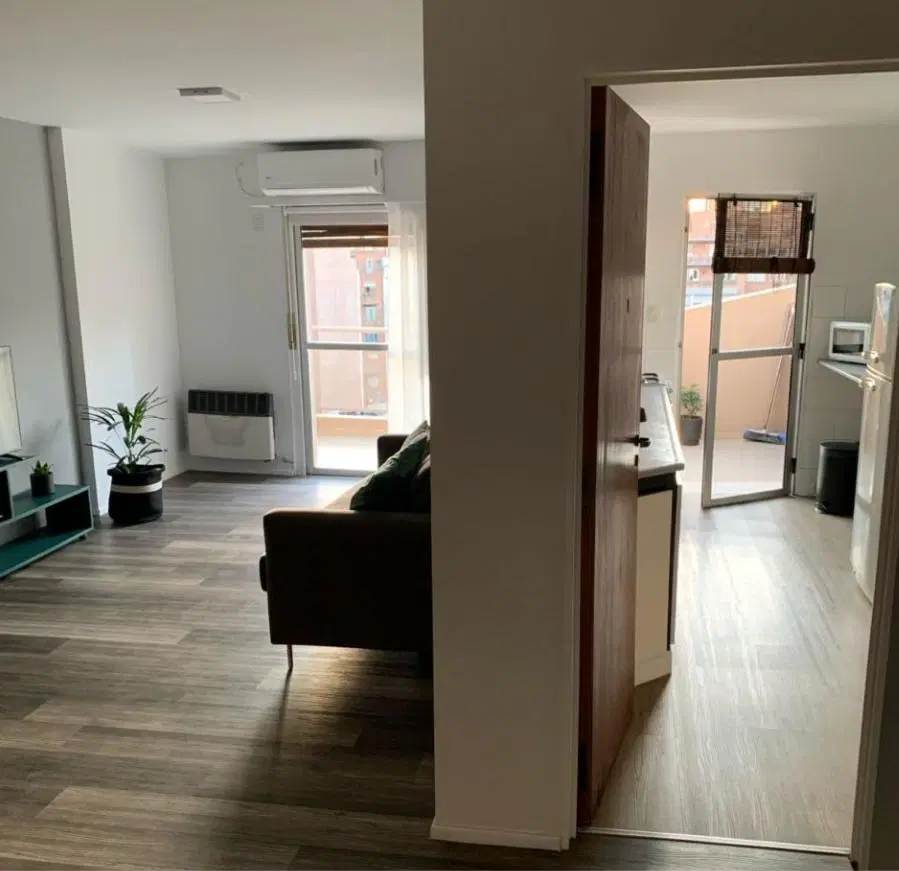 DEPARTAMENTO DUPLEX DE 2 DORMITORIOS Y 3 BALCONES EN NUEVA CÓRDOBA, EXCELENTE UBICACIÓN APTA CREDITO 4