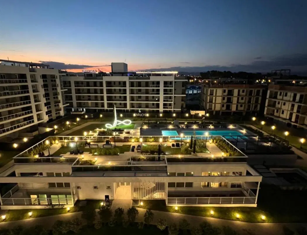 Exclusivo DEPTO en complejo Harmonie Chateau 2