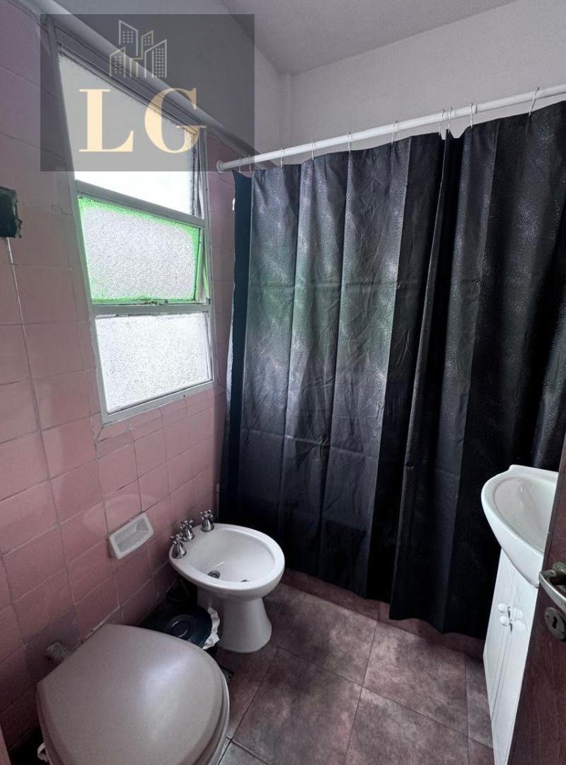 Foto de Venta Departamento 3 ambientes con Balcón Piso Alto Apto Profesional, imagen 2