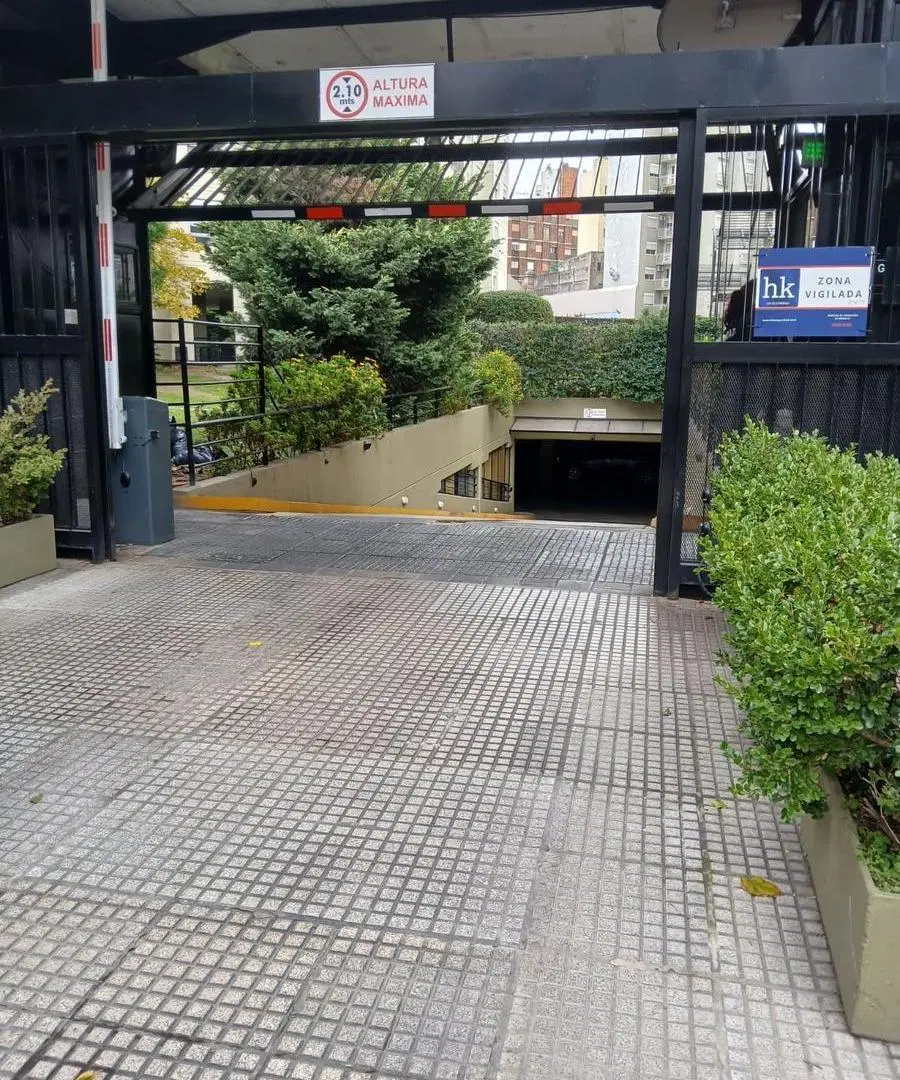 Cochera en Abasto 2