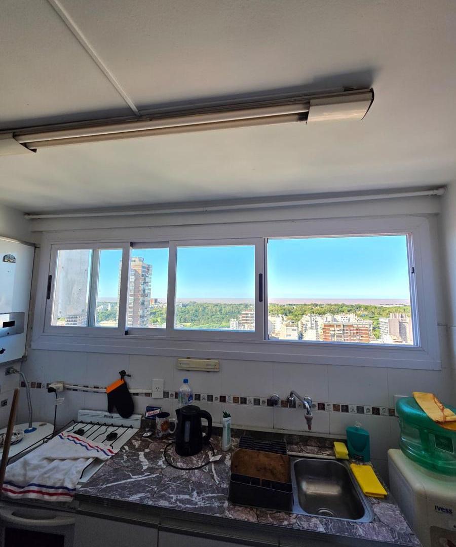 Foto de VENTA DEPARTAMENTO DE 3 AMBIENTES EN PISO ALTO PALERMO CABA, imagen 4