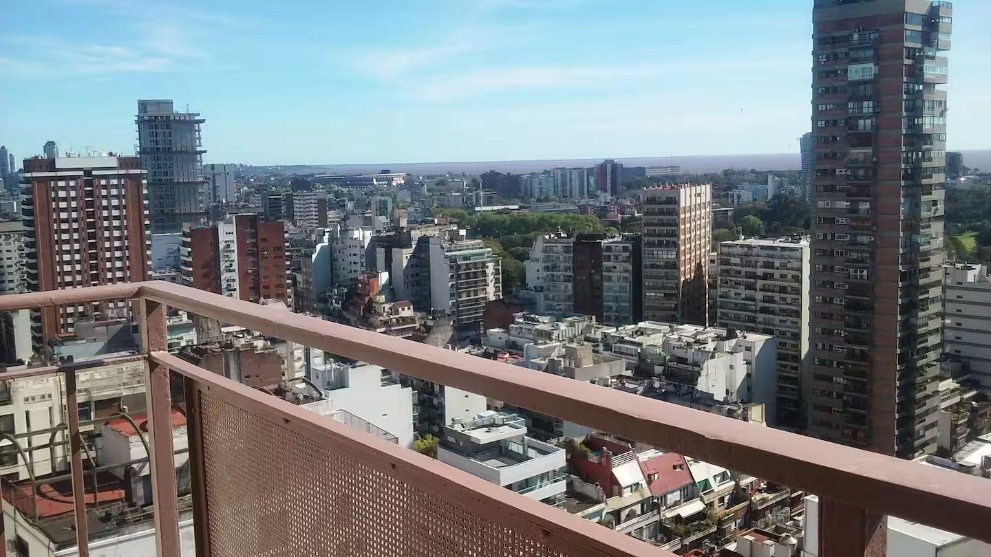 Foto de VENTA DEPARTAMENTO DE 3 AMBIENTES EN PISO ALTO PALERMO CABA, imagen 3