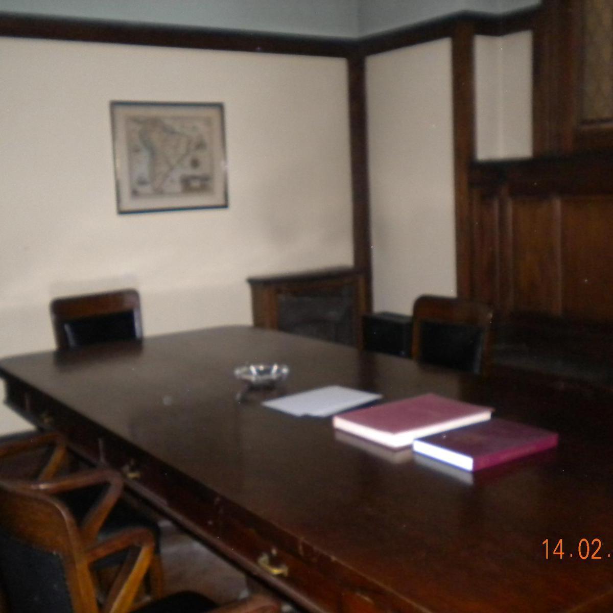 Piso de Oficina en Venta en Pasaje Rivarola 3
