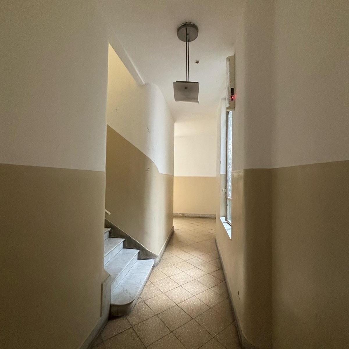 Excelente Semi Piso de Oficina en Venta 1